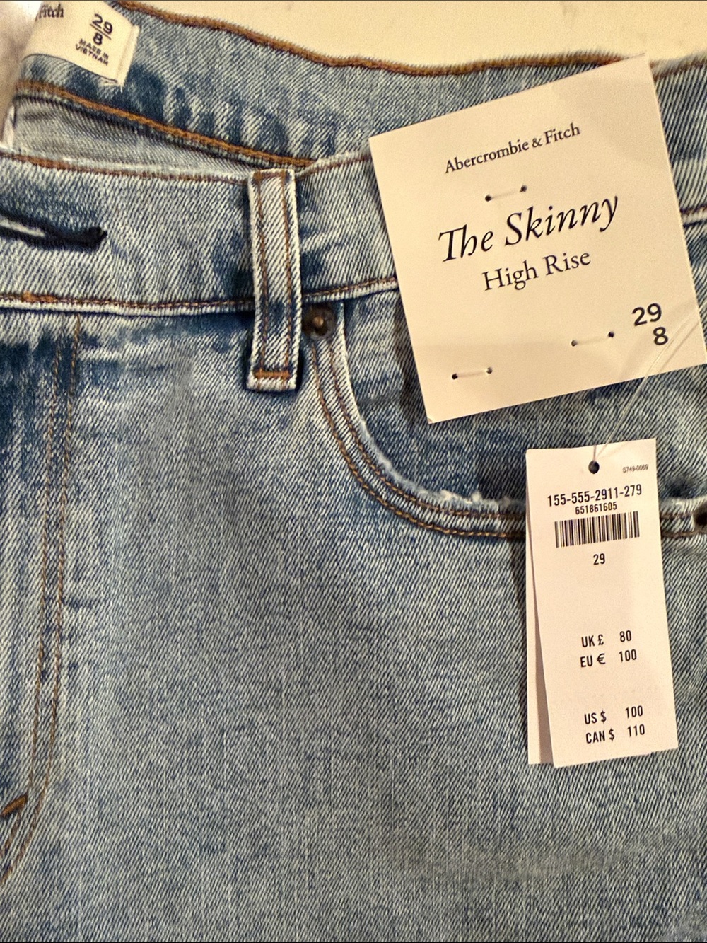 NWT Abercrombie & Fitch Skinny High-Rise Jeans — Light Wash Blue